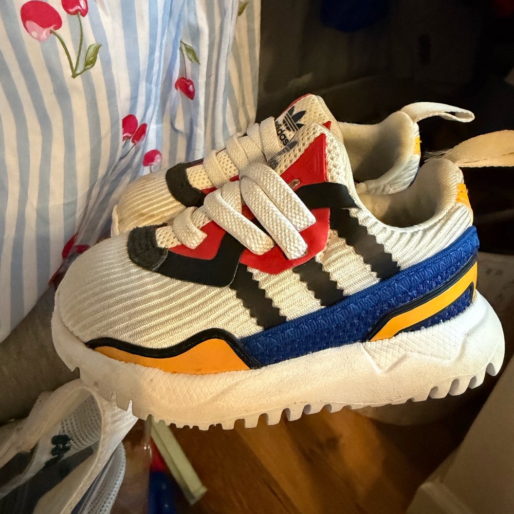 Baby size 4 White Multi-Color Athletic Sneakers - Classic 3-Stripe Design